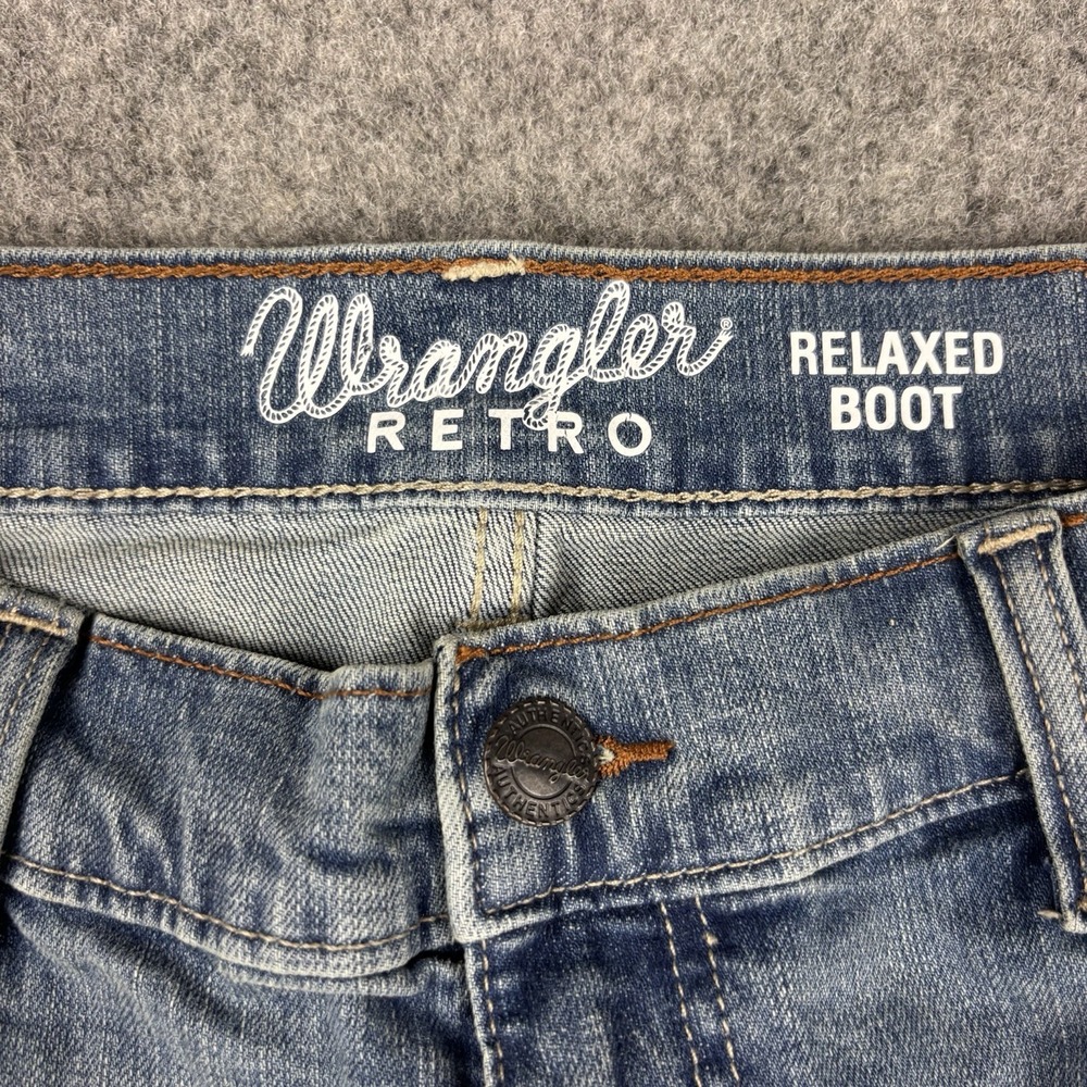 Wrangler Retro Jeans Mens 32x30 Relaxed Boot Medium‎ Wash Western Cowboy Denim - Picture 3 of 12